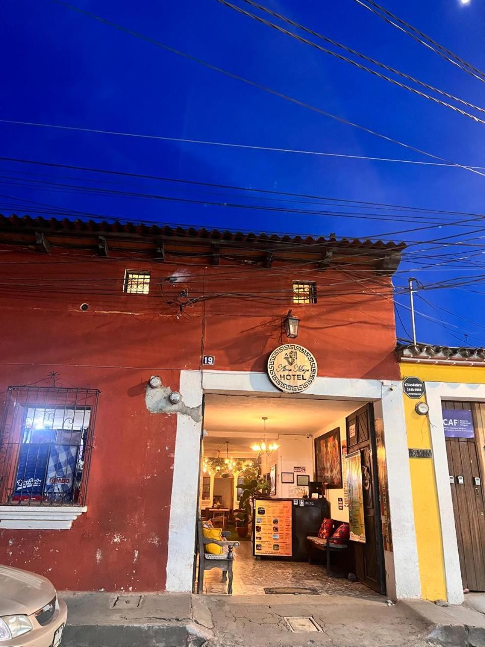 Hotel Alma Maya Antigua Exterior foto